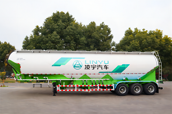 粉粒物料運輸車的特點詳解！