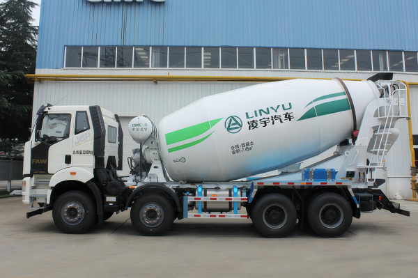 混動(dòng)攪拌車的維護(hù)成本與常規(guī)燃油車相比如何？