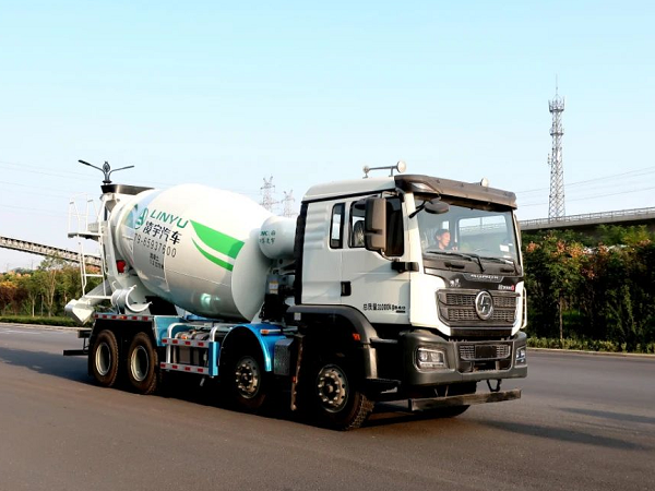 上新！陜汽M3000S攪拌車(chē)高能來(lái)襲！