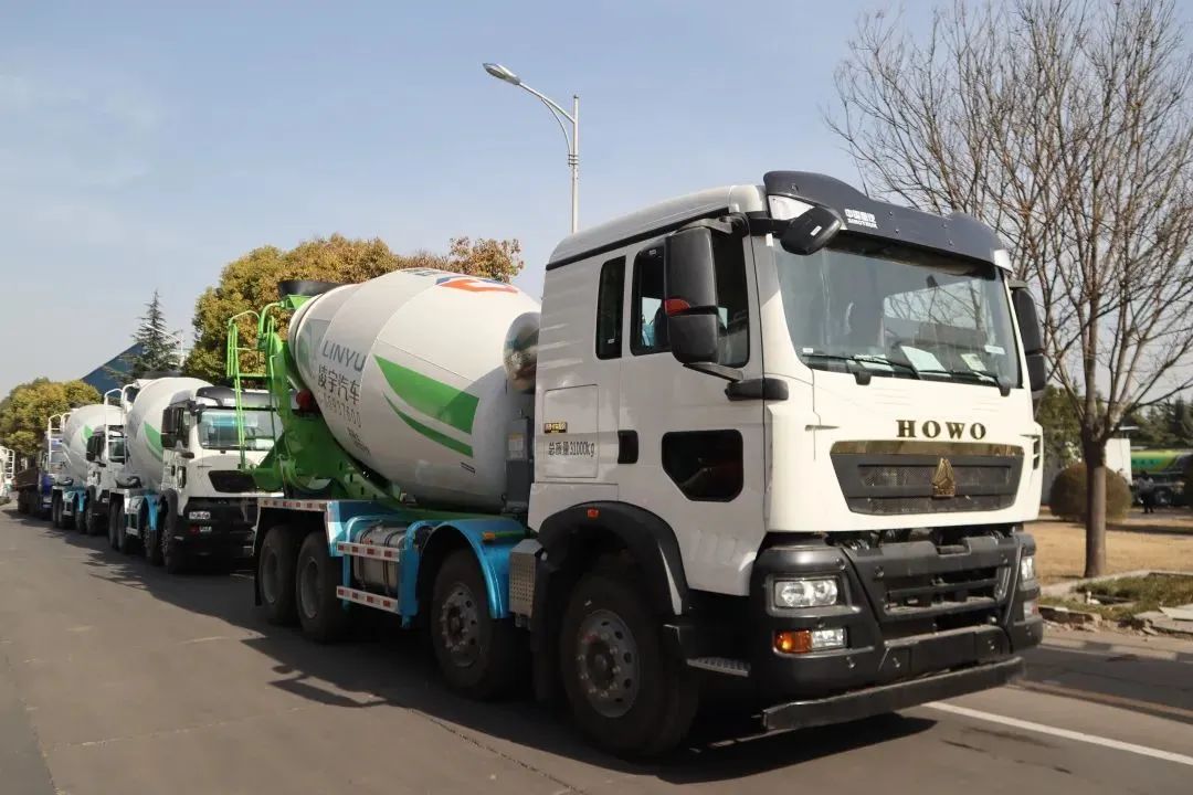 【重卡新聞】十月國內重卡銷量公布!全年總銷量或將定格68萬輛! 【重卡新聞】十月國內重卡銷量公布!全年總銷量或將定格68萬輛!