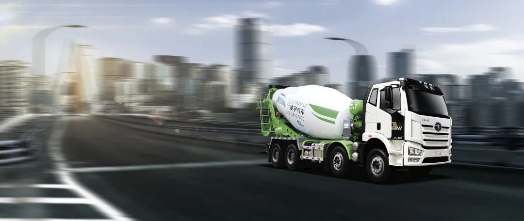 走南闖北,TA依舊一往無前,詮釋自信人生 走南闖北,TA依舊一往無前,詮釋自信人生