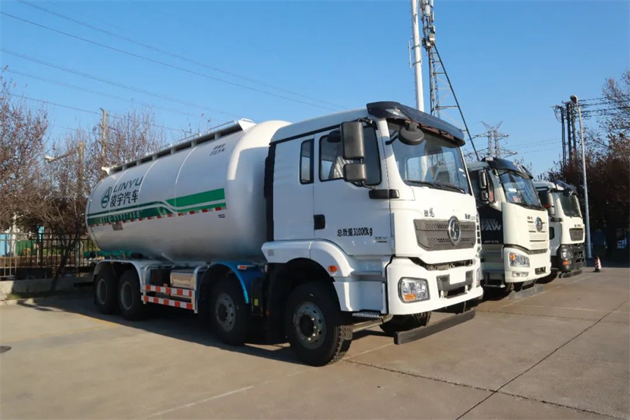 【重卡新聞】連續(xù)上漲！3月重卡銷近10萬輛！